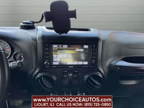 Used 2017 Jeep Wrangler Rubicon image 23