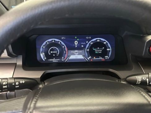 Used 2024 Toyota Tacoma TRD Sport AWD/4WD image 23