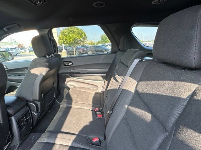Used 2025 Dodge Durango GT w/ Blacktop Package AWD/4WD image 30