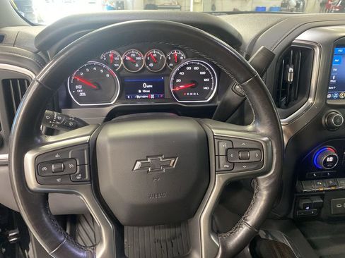 Used 2020 Chevrolet Silverado 1500 LT Trail Boss AWD/4WD image 16