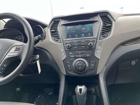 Used 2017 Hyundai Santa Fe Sport FWD image 25