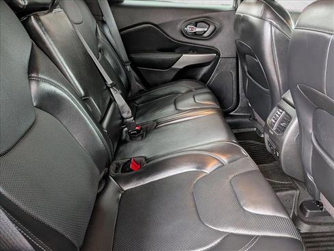 Used 2019 Jeep Cherokee High Altitude image 20