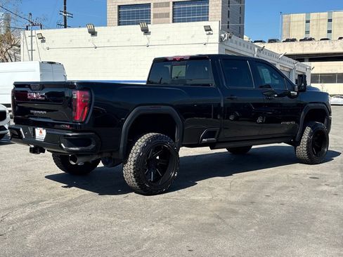 Used 2024 GMC Sierra 3500 AT4 w/ AT4 Premium Plus Package image 8