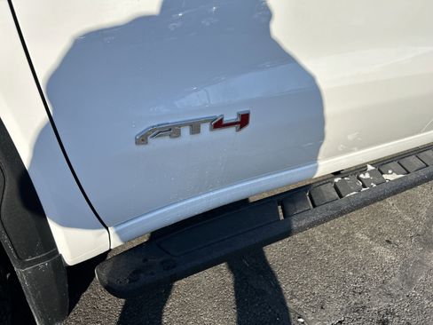 New 2026 GMC Sierra 1500 AT4 w/ AT4 Premium Package image 5