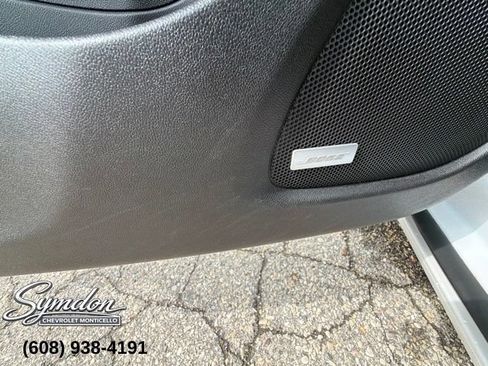 Used 2016 Chevrolet Malibu Premier w/ Driver Confidence Package FWD image 16