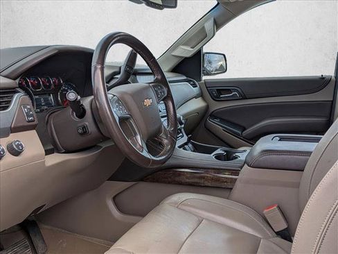 Used 2018 Chevrolet Tahoe LT w/ Luxury Package image 9