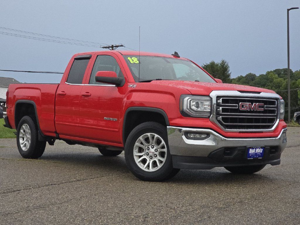 Used 2018 GMC Sierra 1500 SLE w/ SLE Value Package AWD/4WD image 2