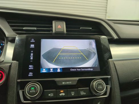 Used 2016 Honda Civic Touring image 13