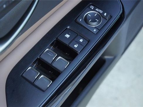 Used 2024 Lexus ES 250 w/ Premium Package image 22