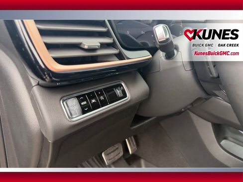 New 2026 Buick Envision Sport Touring AWD/4WD image 13