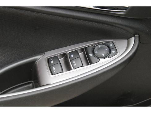 Used 2024 Chevrolet Malibu LT image 16