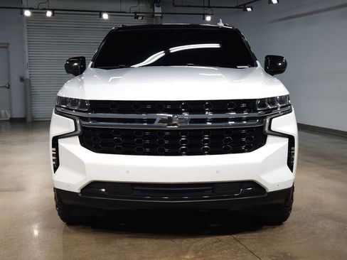Used 2024 Chevrolet Suburban LS w/ Driver Alert Package AWD/4WD image 2
