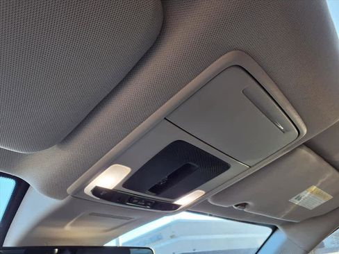 Used 2023 Honda CR-V EX-L image 17