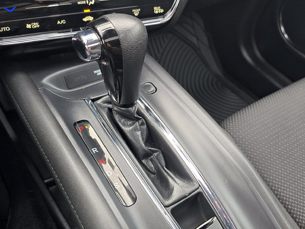 Used 2022 Honda HR-V EX image 28