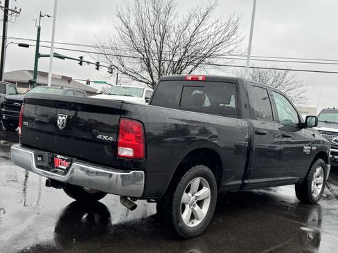Used 2019 RAM 1500 Classic SLT image 15