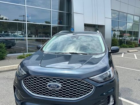 Used 2023 Ford Edge SEL w/ Convenience Package AWD/4WD image 2