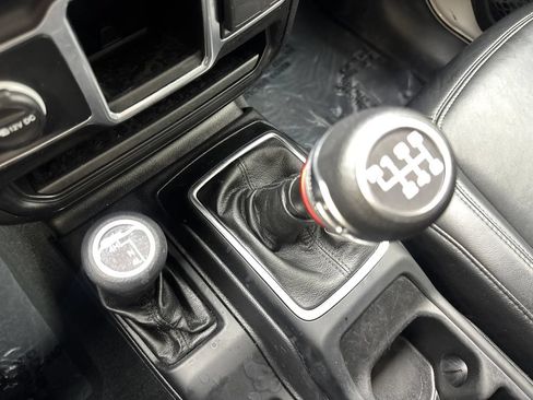 Used 2022 Jeep Wrangler Sport AWD/4WD image 62