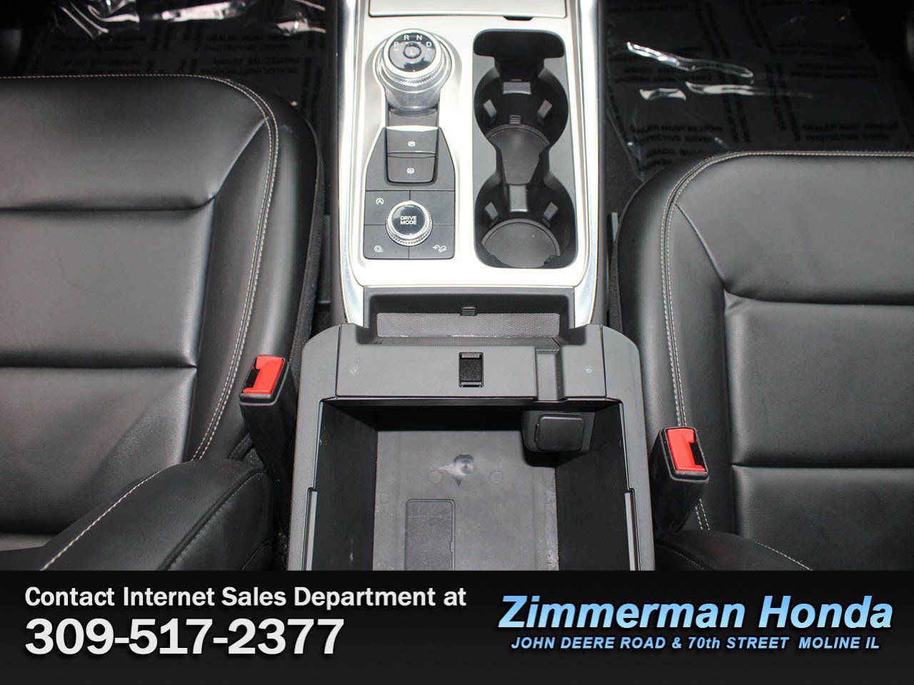 Used 2023 Ford Explorer XLT w/ Equipment Group 202A AWD/4WD image 19