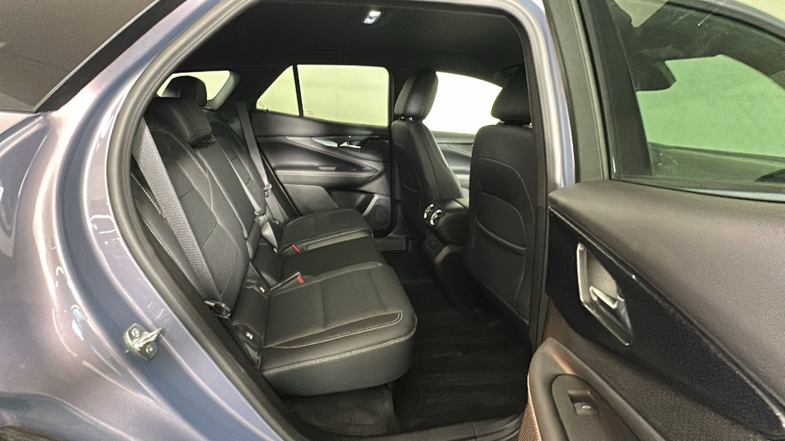 Used 2024 Chevrolet Blazer EV LT AWD/4WD image 33