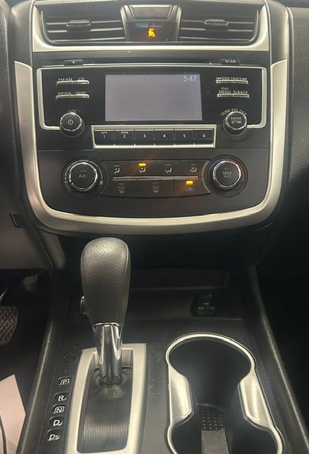 Used 2017 Nissan Altima 2.5 S w/ Power Driver Seat Package FWD image 13