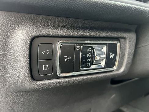 Used 2025 Lincoln Corsair Grand Touring w/ Equipment Group 302A AWD/4WD image 15