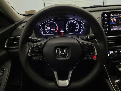 Used 2018 Honda Accord EX image 22