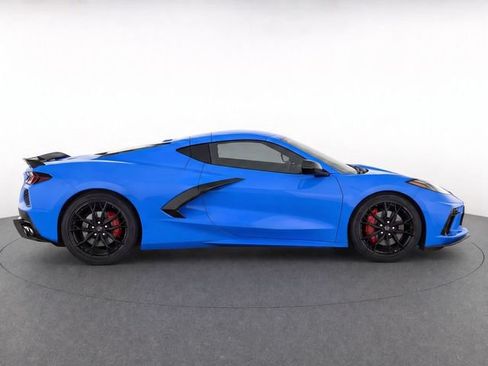 Used 2023 Chevrolet Corvette Stingray Preferred Cpe w/ Z51 Performance Package RWD image 4