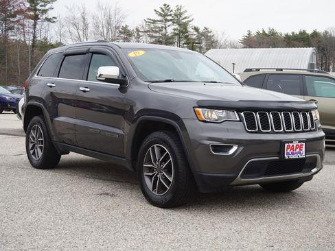 Used 2019 Jeep Grand Cherokee Limited AWD/4WD image 3