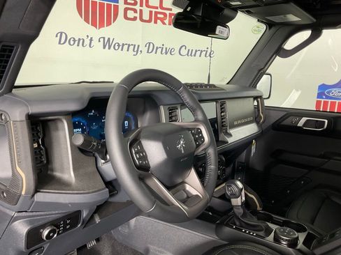 New 2026 Ford Bronco Badlands image 13