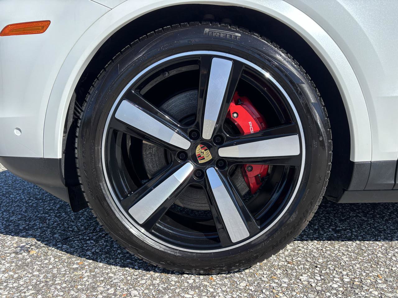 Used 2024 Porsche Cayenne S w/ Premium Package Plus (PP1) AWD/4WD image 33