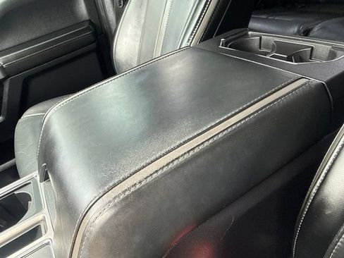 Used 2017 Ford F150 Platinum w/ Equipment Group 701A Luxury AWD/4WD image 35