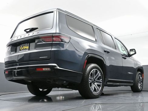 Used 2024 Jeep Wagoneer Series II w/ Flexible Seating Group image 55