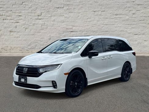 Used 2023 Honda Odyssey Sport image 1