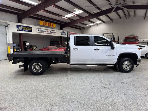 Used 2022 Chevrolet Silverado 3500 W/T w/ WT Convenience Package AWD/4WD image 9
