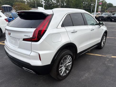 Used 2024 Cadillac XT4 Premium Luxury w/ Active Safety Package AWD/4WD image 7