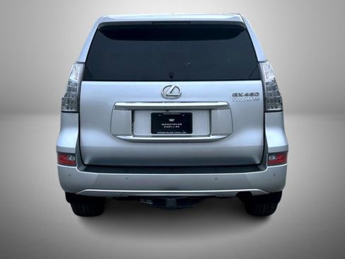 Used 2016 Lexus GX 460 image 6