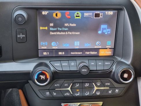 Used 2016 Chevrolet Corvette Z06 w/ Z07 Performance Package image 18