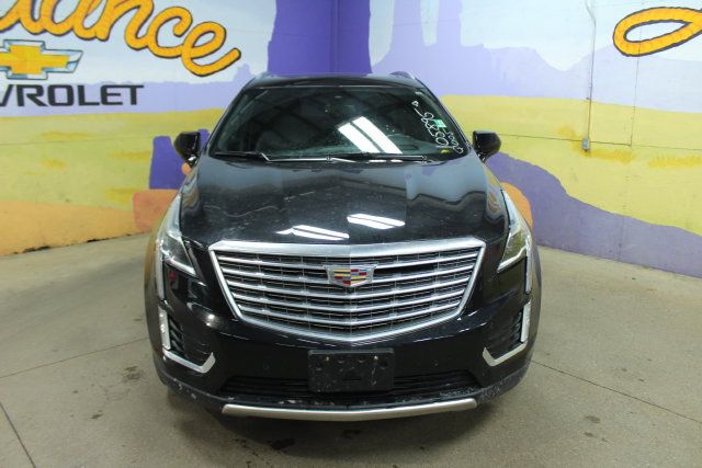 Used 2017 Cadillac XT5 Platinum AWD/4WD image 3