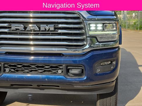 Used 2022 RAM 3500 Limited AWD/4WD image 11