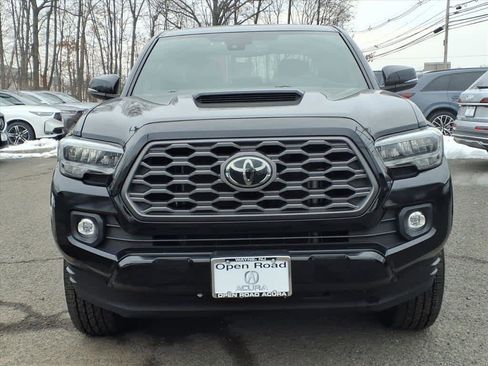 Used 2021 Toyota Tacoma TRD Sport image 2