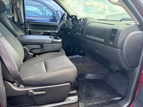 Used 2013 Chevrolet Silverado 2500 LT w/ Interior Plus Package AWD/4WD image 10