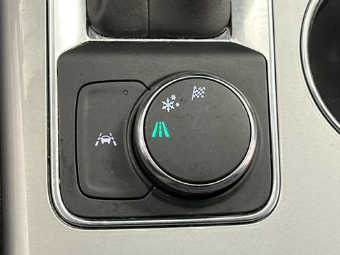 Used 2025 Chevrolet Blazer LT FWD image 53