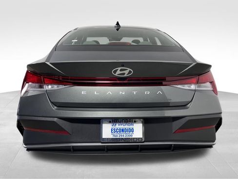 New 2026 Hyundai Elantra SE w/ Cargo Package FWD image 4