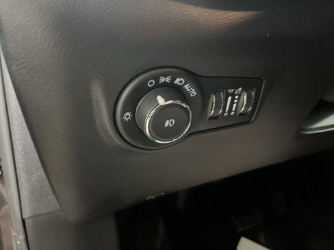 Used 2023 Jeep Compass Limited AWD/4WD image 16