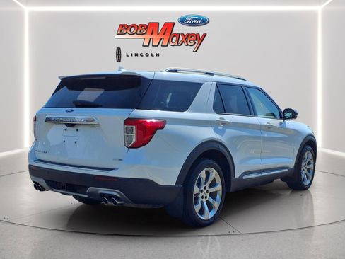 Used 2020 Ford Explorer Platinum w/ Premium Technology Package AWD/4WD image 4