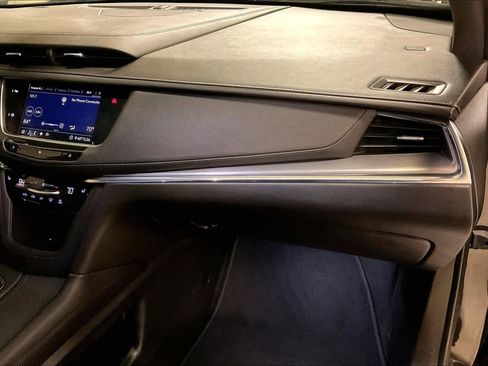 Used 2020 Cadillac XT5 Luxury image 18