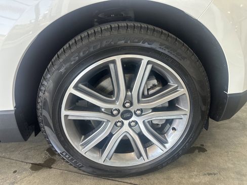 Used 2024 Ford Edge Titanium w/ Equipment Group 301A AWD/4WD image 2