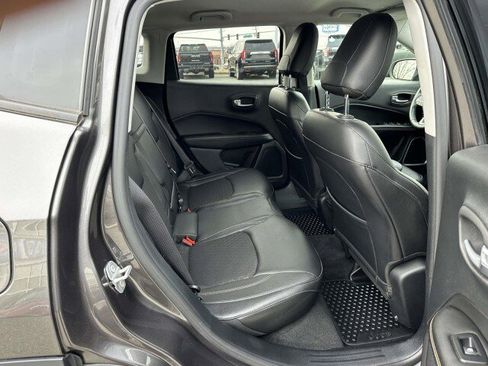 Used 2018 Jeep Compass Latitude w/ Safe & Security Group image 10