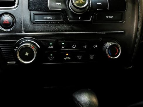 Used 2014 Honda Civic LX image 25