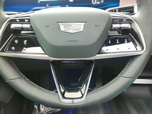 Used 2024 Cadillac Lyriq Sport image 43